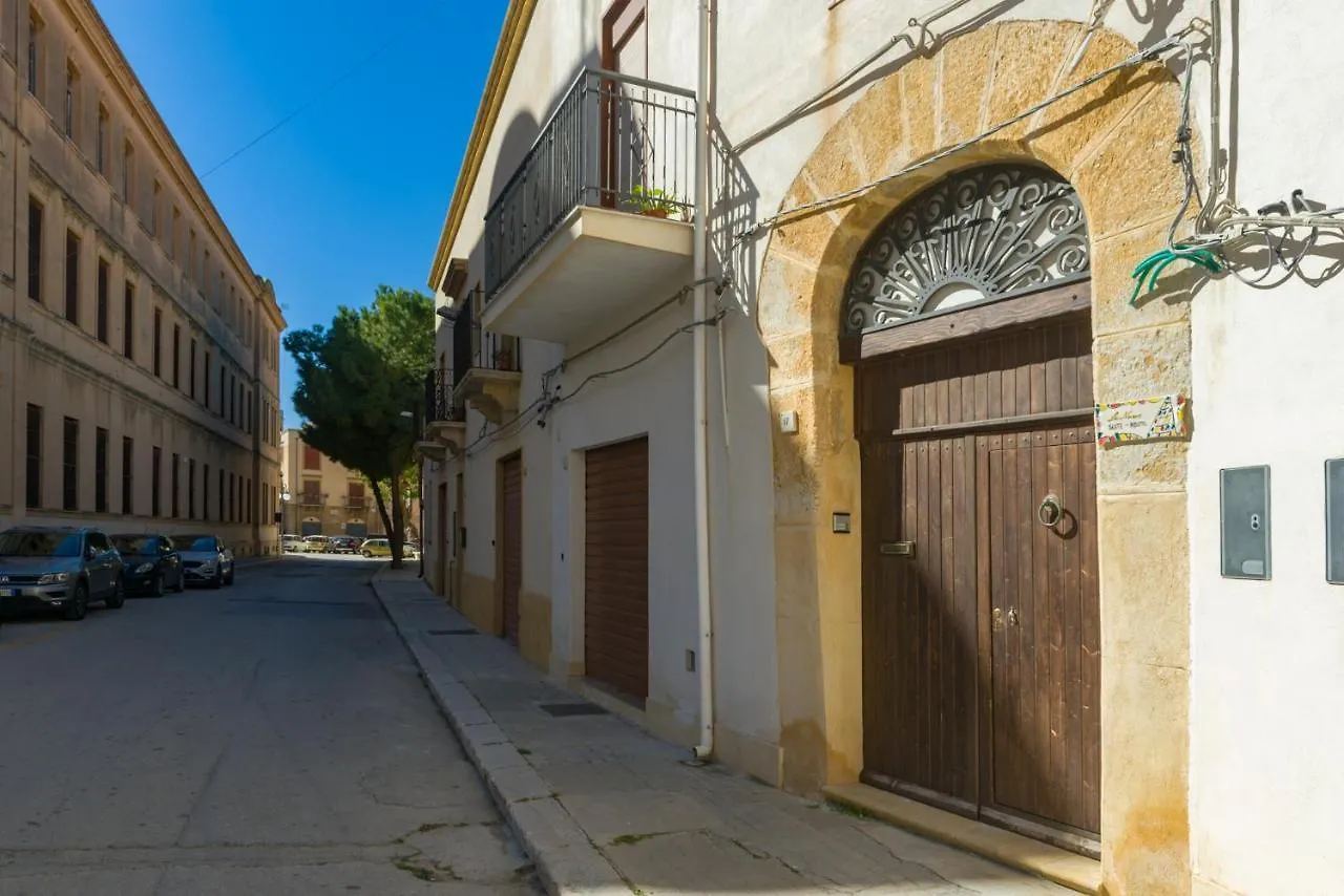 La Nassa Suites & Rooms Mazara del Vallo 0*,